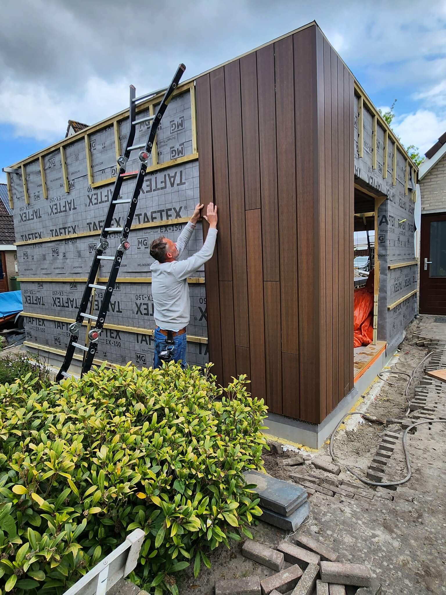 Toekomst-proof woning met moderne aanbouw