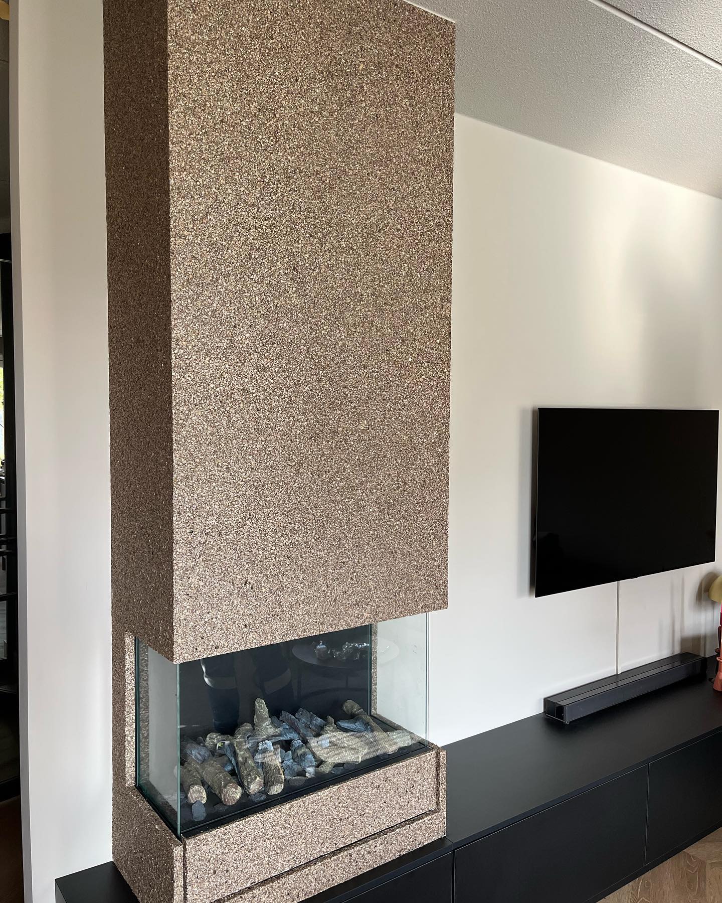 Arte Walls Zwart Behang - Open Haard