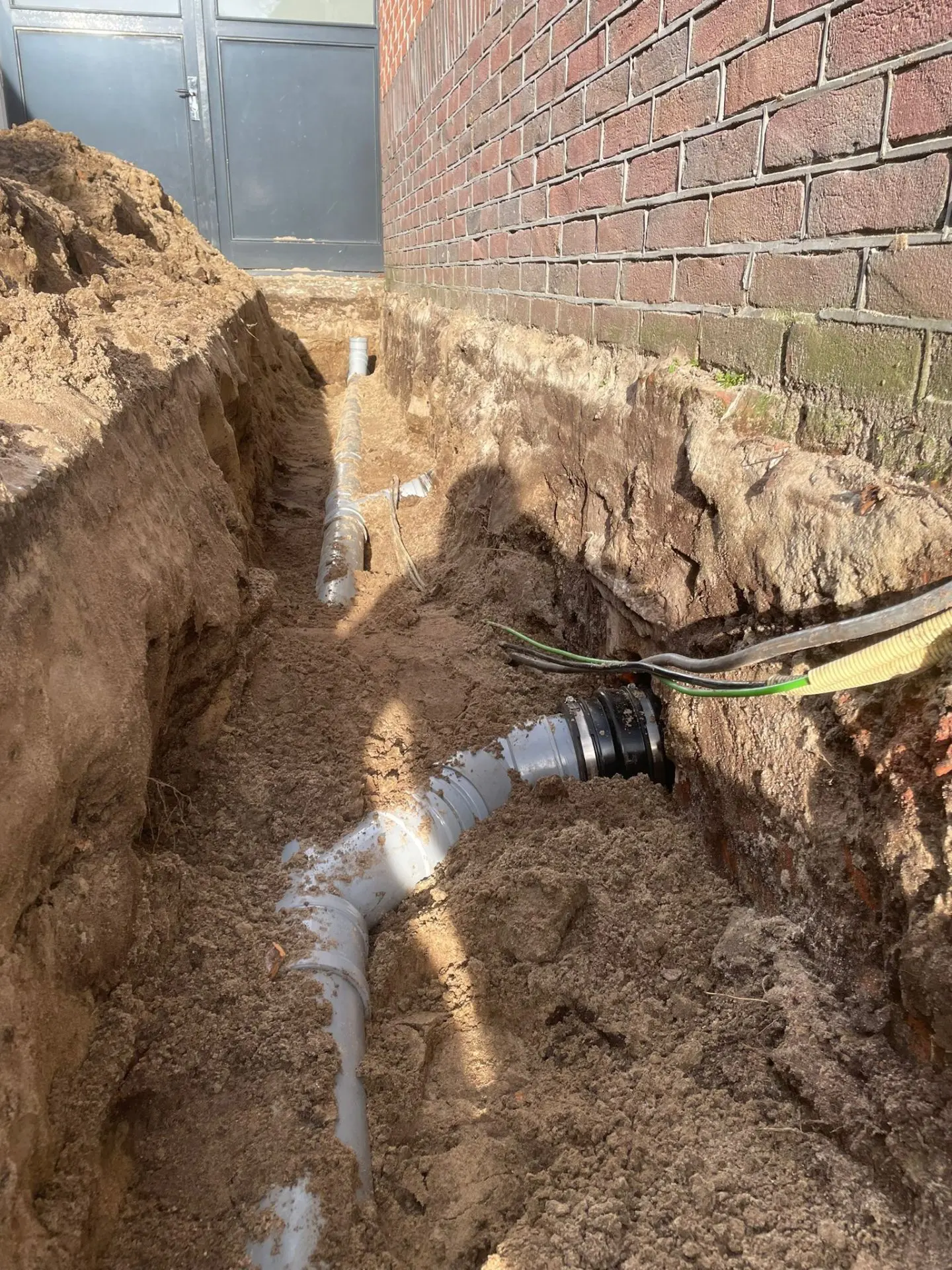 Riool ontstoppen werk in Diemen