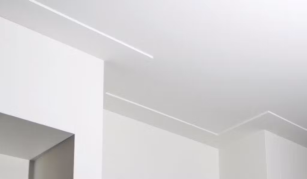 Professioneel stucwerk met perfecte gladde afwerking en moderne technieken - Klaassen Installaties