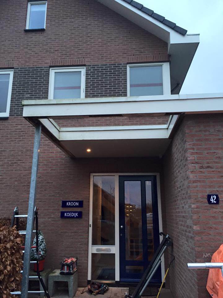Mooie luifel opgeknapt